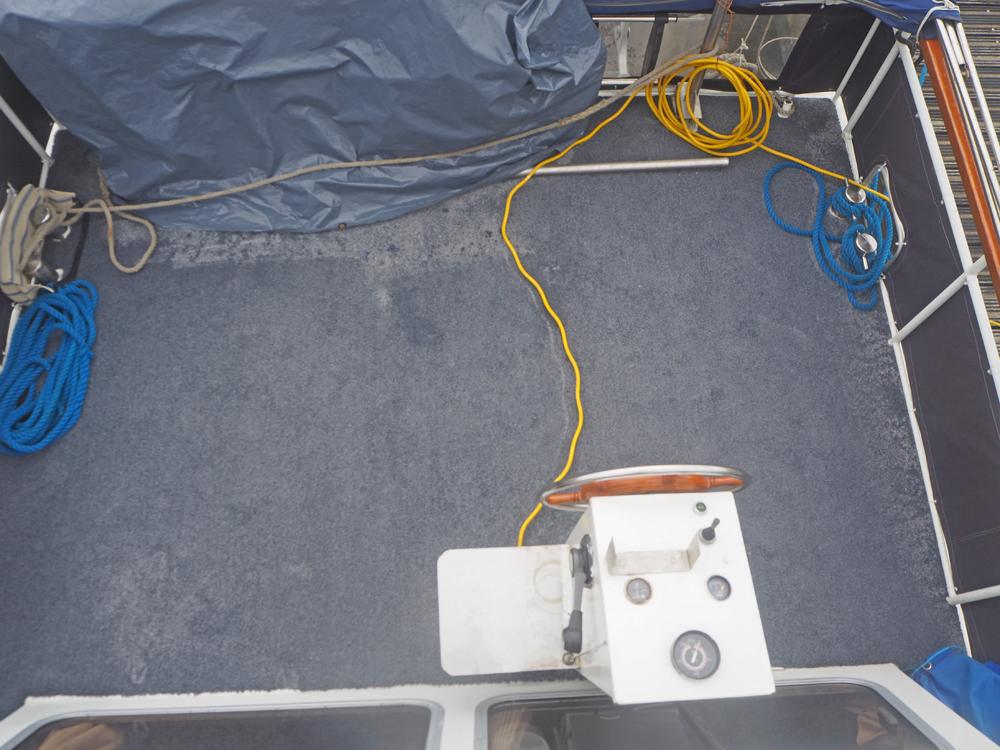 picture Deck equipment